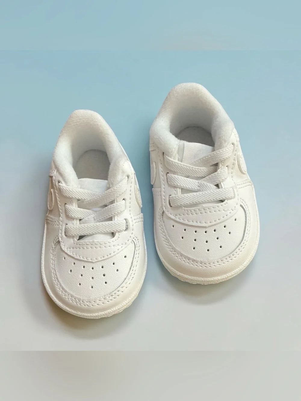 Nike Air Force 1-Style Baby Sneakers Size 2C White – Like New